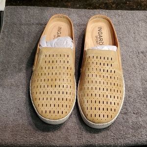 Women's Ingaro Sport Shoes  9 1/2 M